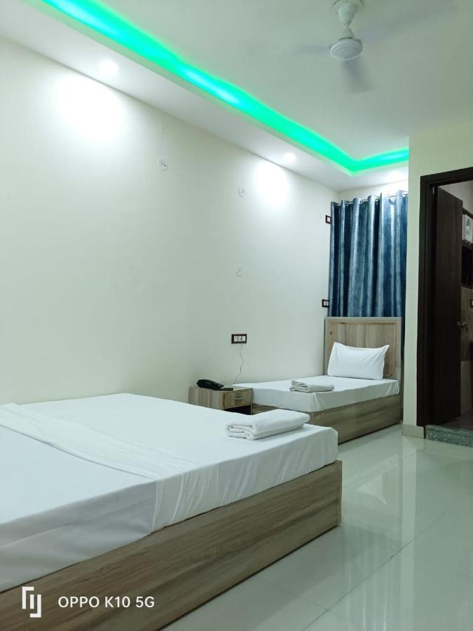 Hotel Red Velvet At Delhi Airport New Delhi Exterior foto